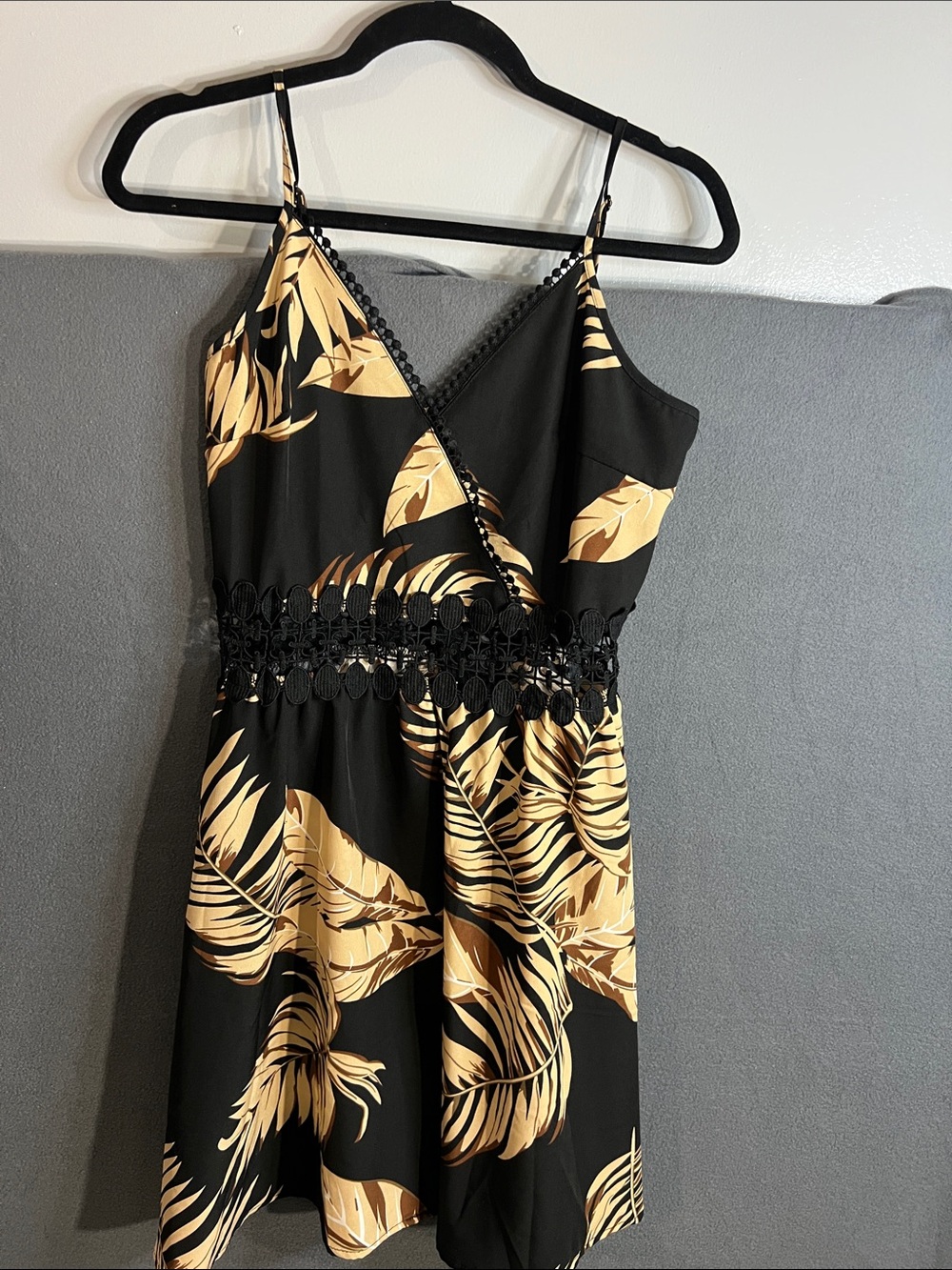 Black & brown Leaf Print V-Neck Women's Dress size S from shein